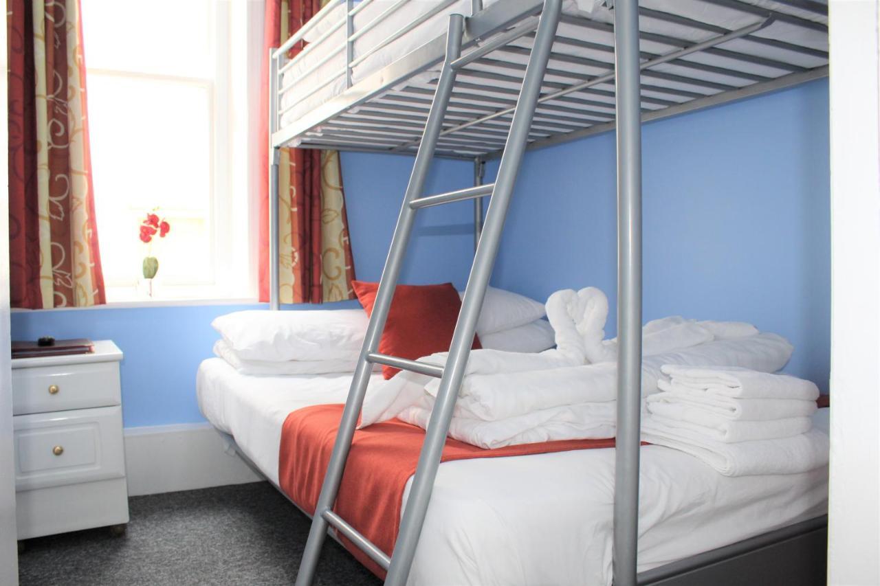 Backpackers Blackpool - Family Friendly Hotel 외부 사진