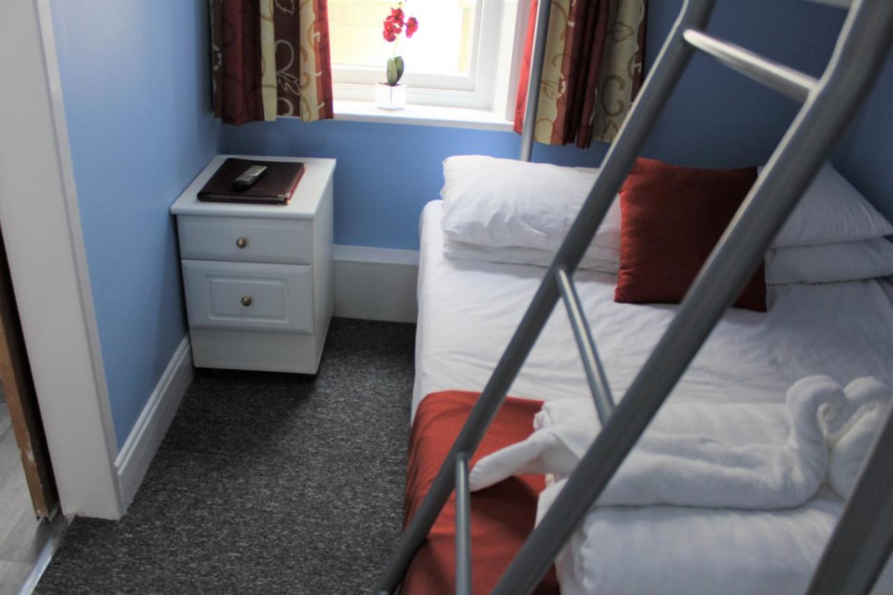 Backpackers Blackpool - Family Friendly Hotel 외부 사진